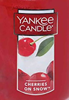 Yankee Candle Cherries On Snow USA 22 g - Crumble vosk